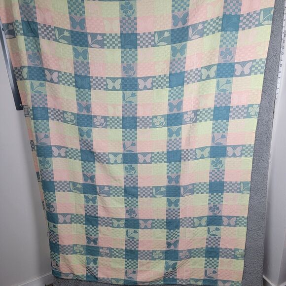 Nantucket Tablecloth Size 70x52 Oblong Spring Pastels Butterfly Patchwork Plaid - Picture 2 of 13